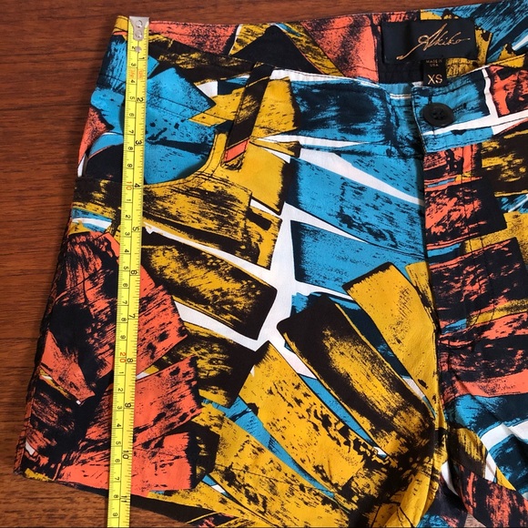 Akiko Silk Patterned Shorts - Picture 4 of 5